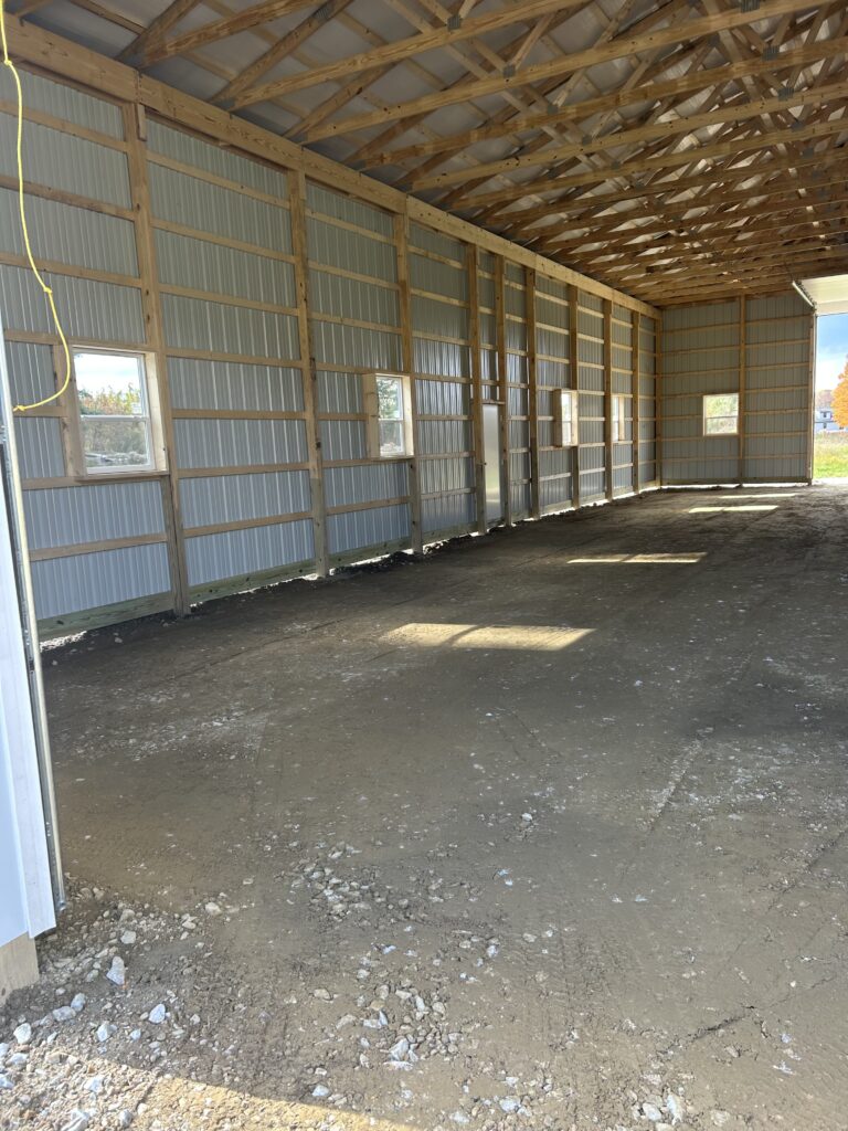 Amish Horse Barn Builders in Middletown